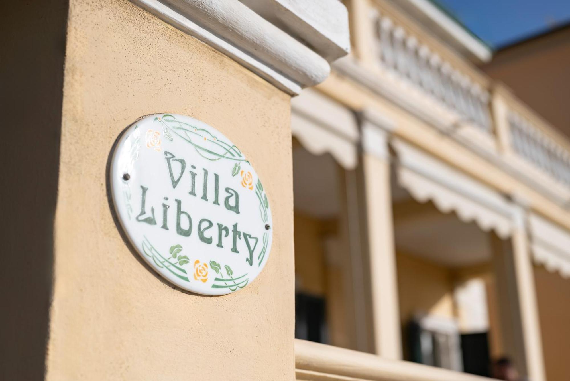 Villa Liberty サン·ヴィンチェンツォ エクステリア 写真